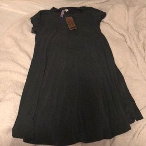Emerald green Francesca’s short sleeve dress
